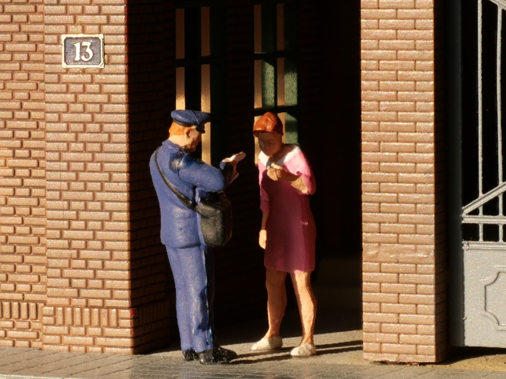 Die Sekret�rin �bernimmt die Gesch�ftspost f�r den Viehh�ndler Kebbel