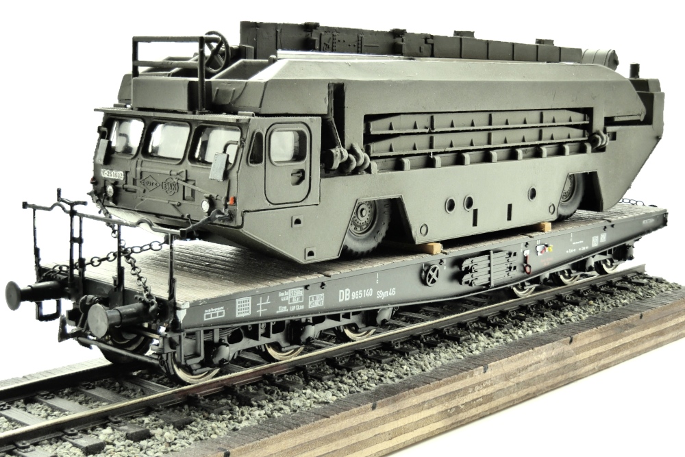 Das bearbeitete Artitec-Model auf dem SSy-46 verladen.