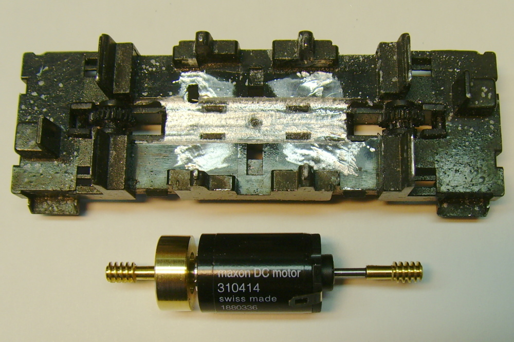 Das durch Fr�sen bearbeitete Fahrwerk